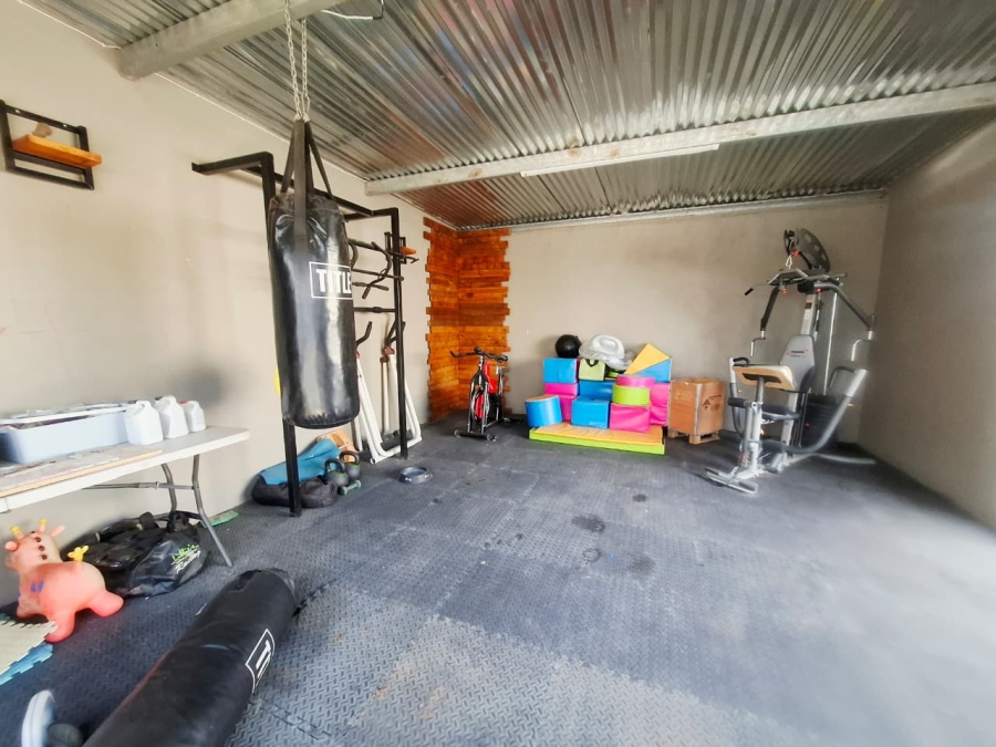 4 Bedroom Property for Sale in Roodewal Free State